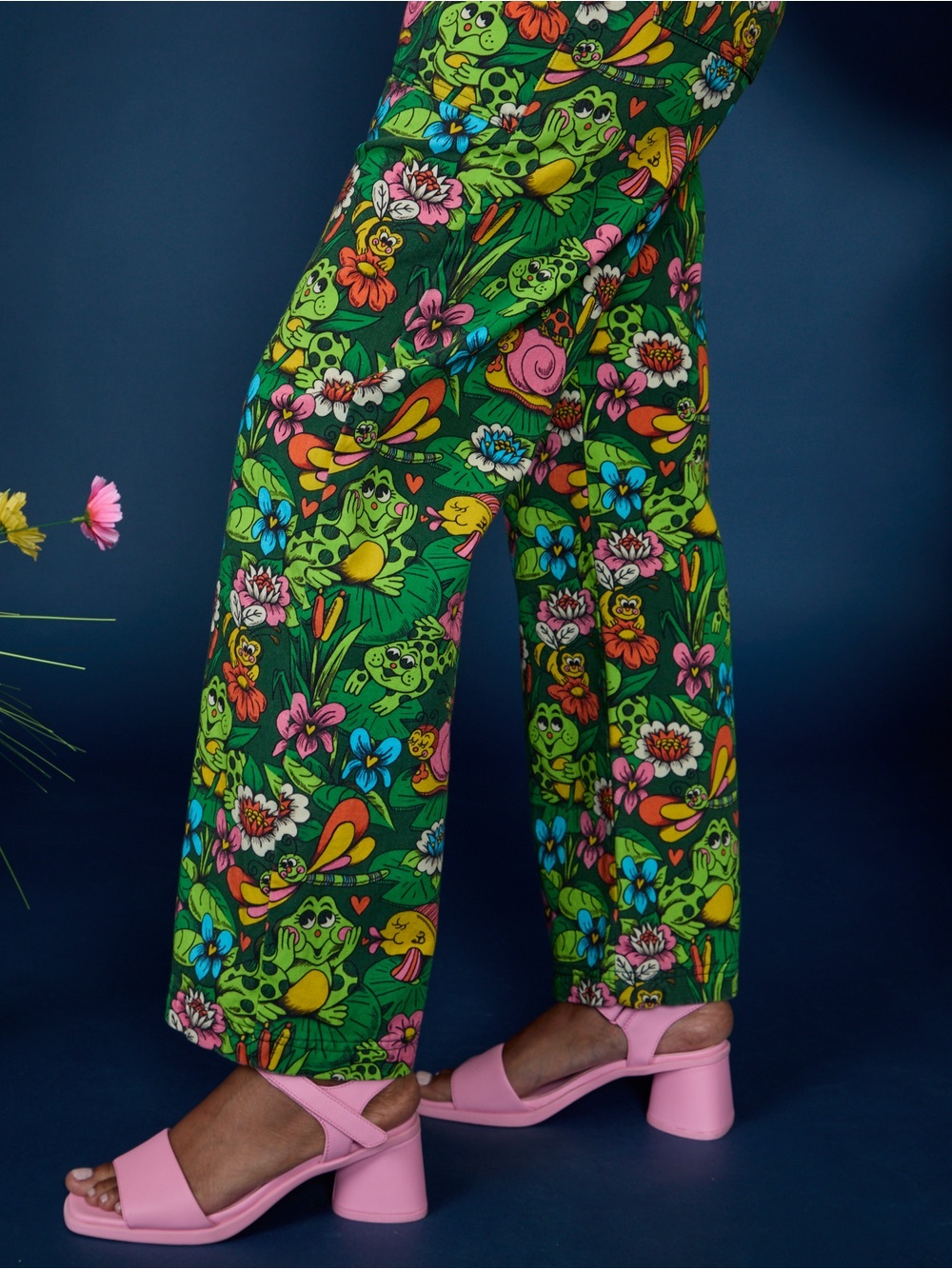 NWOT! Big Bud Press WORK PANTS in POND PARTY Print - Picture 4 of 12